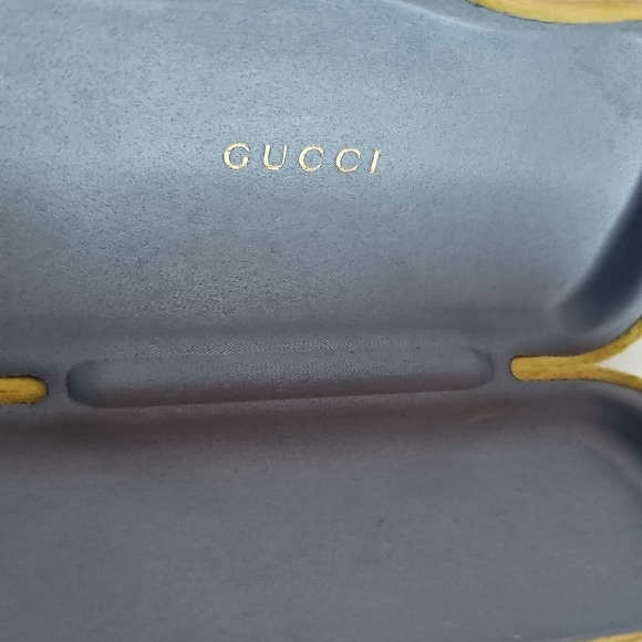 Gucci Glasses Case in Olive Green - Picture 4 of 5